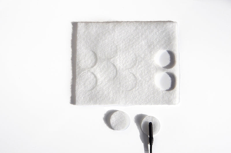 WHITE UNDERCOVERS (INCL. 100 X STICKIES) - PACK OF 100 USES